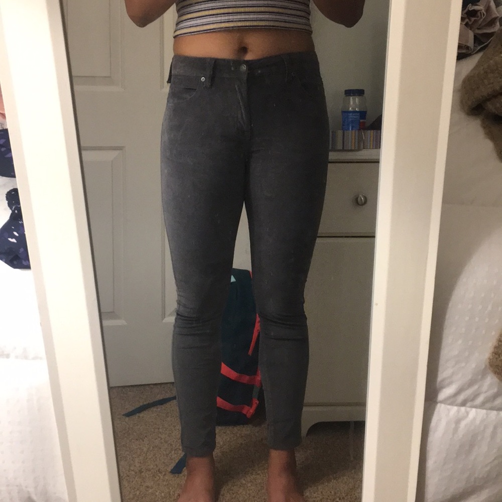 *Brand New* Francesca’s Gray Velvet Pants